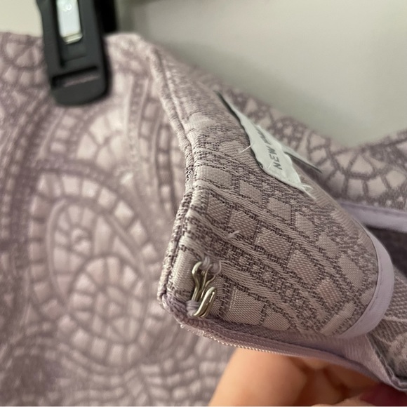 NWOT New York & Company Lavender Floral Embossed  Pencil Skirt - Picture 9 of 9